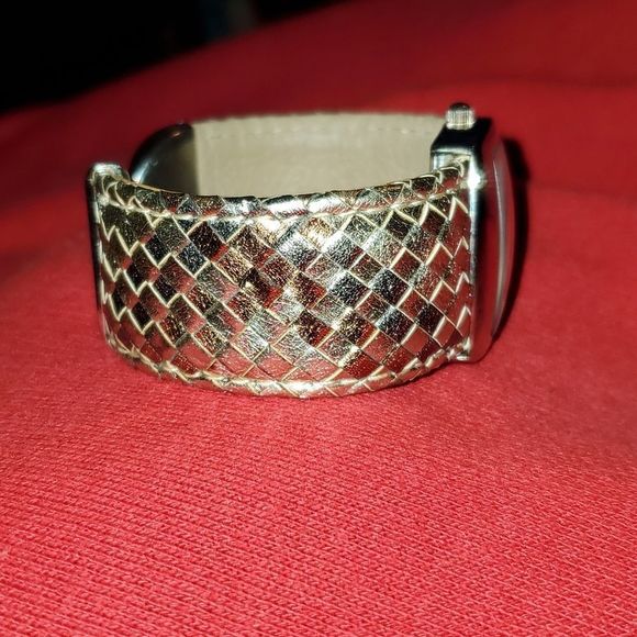 Women's Vernier Cuff Analog Wristwatch Silver Case Woven Silver & Rose Gold Band - Picture 3 of 7